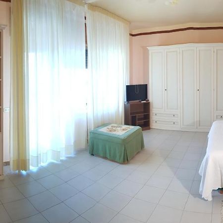Stylish Apt Terina - Le Lincelle, Lamezia - Bright, Spacious, Elegant And With Terrace Sant'Eufemia Lamezia Ngoại thất bức ảnh
