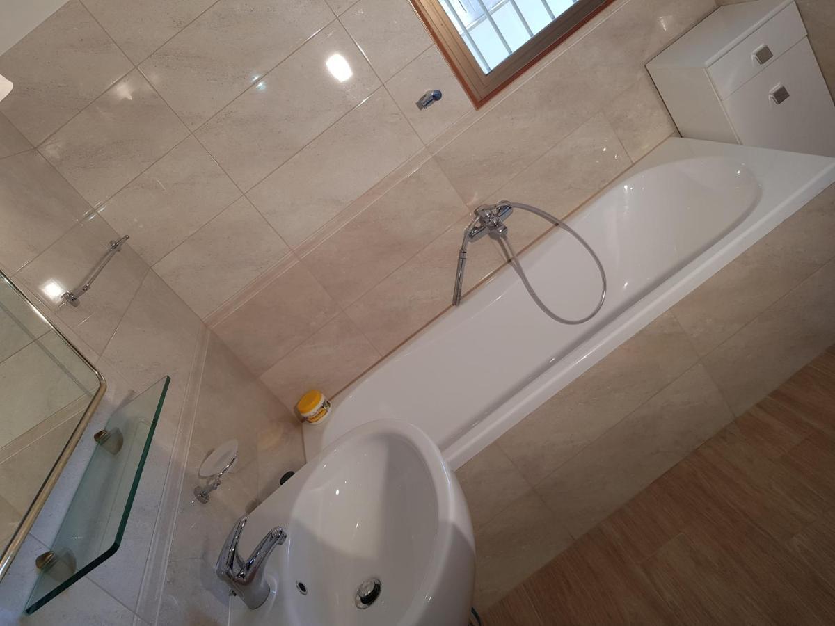 Stylish Apt Terina - Le Lincelle, Lamezia - Bright, Spacious, Elegant And With Terrace Sant'Eufemia Lamezia Ngoại thất bức ảnh