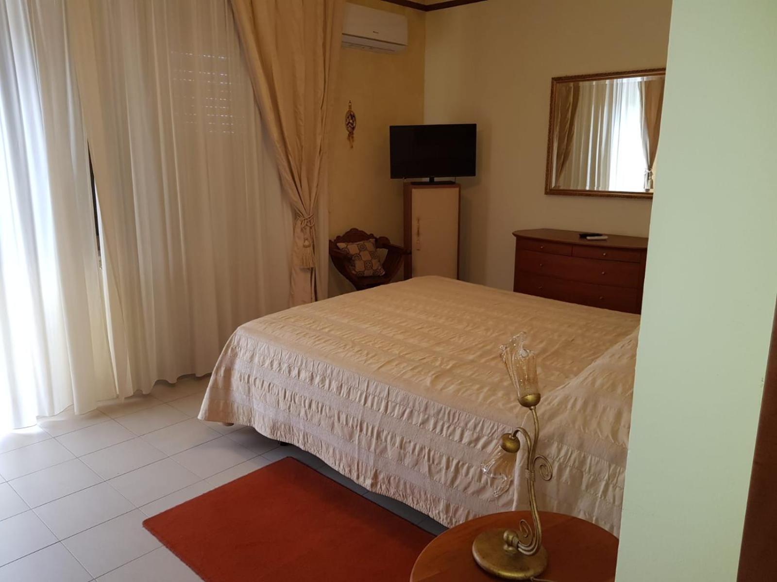 Stylish Apt Terina - Le Lincelle, Lamezia - Bright, Spacious, Elegant And With Terrace Sant'Eufemia Lamezia Ngoại thất bức ảnh