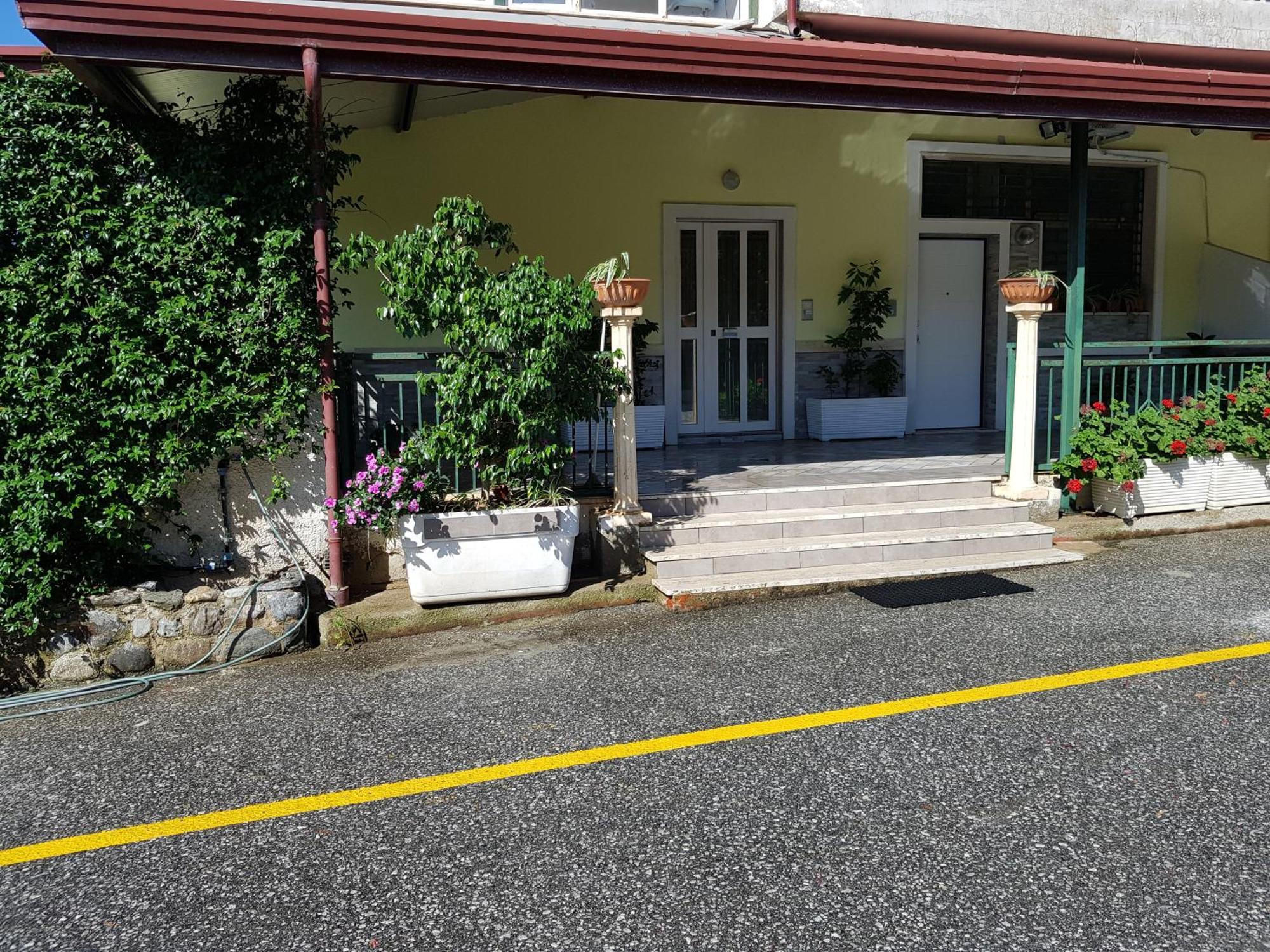 Stylish Apt Terina - Le Lincelle, Lamezia - Bright, Spacious, Elegant And With Terrace Sant'Eufemia Lamezia Ngoại thất bức ảnh